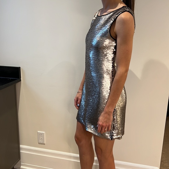 New Year’s Eve sequin dress - Picture 3 of 5